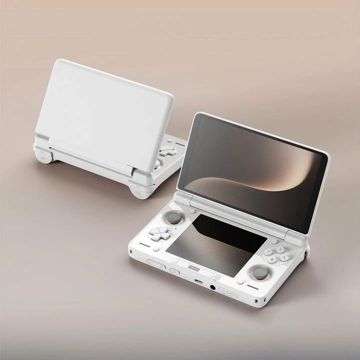 120Hz Clamshell Gaming Console with Hall Sensors
